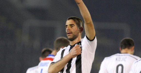 Ode i Škuletić iz Partizana!