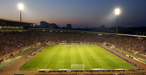 ФСС помаже Црвеној Звезди!