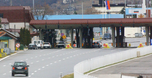 Švercovali maskare, parfeme...