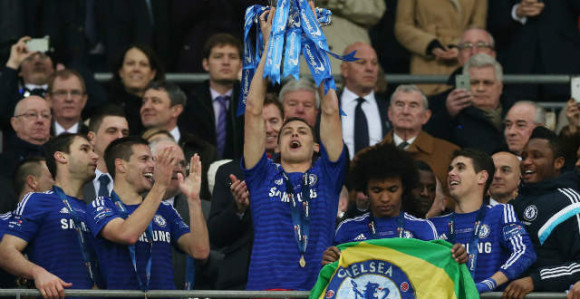 Видео: Матић насмијао Муриња својом повредом!