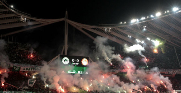 Grci će igrati fudbal pred praznim tribinama zbog huligana!