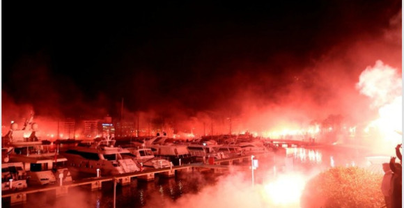 Video: Olimpijakos proslavio 90. rođendan!