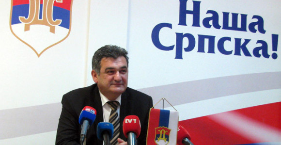СДС осудио Додиков напад на новинарку