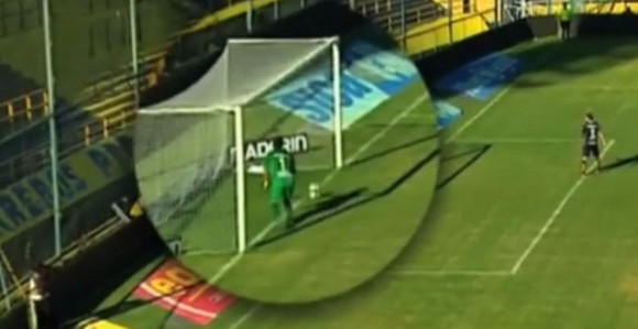 Video: Da ovo uđe, bio bi to gol decenije!