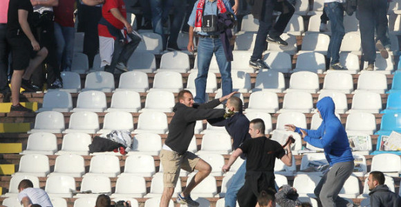 ''Браћа'' Грци и Руси ''помагали'' хулиганима на Дербију!