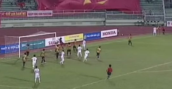 Видео: Вијетнамка дала два гола из корнера на једном мечу!