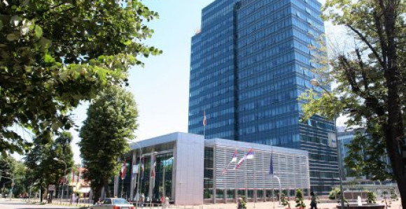 Srpska se zadužuje za još  56 miliona KM