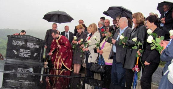 Парастос и цвијеће за 12 бањалучких беба 