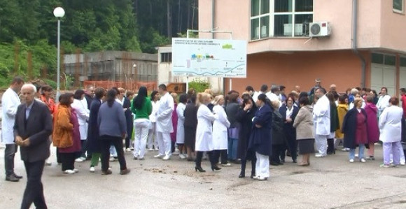 Zdravstveni radnici protestom do plata