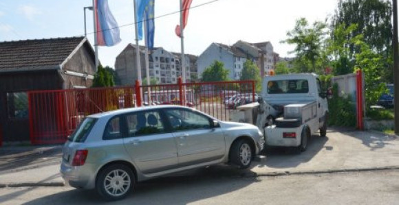 Dobio batine od šefa zbog "nepoštovanja"