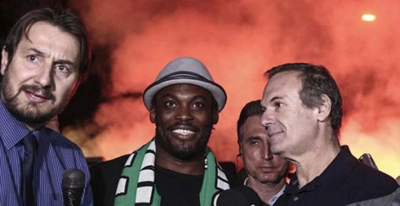 Navijači PAO-a dočekali Esijena kao heroja!