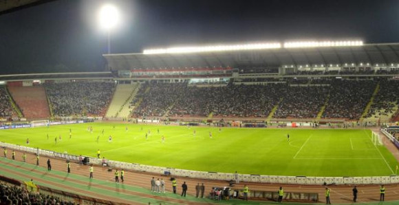 Stadion Zvezde dobija reflektore od FSS-a!