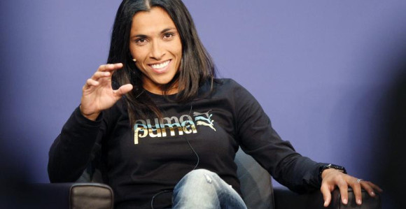 A može li žena na čelo FIFA-e?!