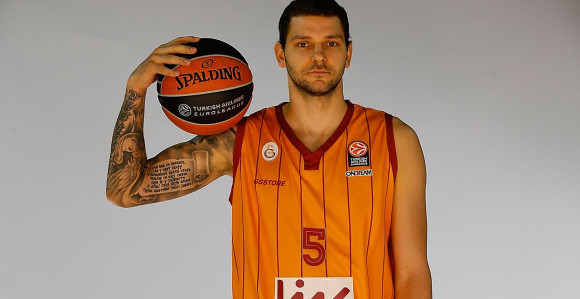 Micov ostaje u Galati!