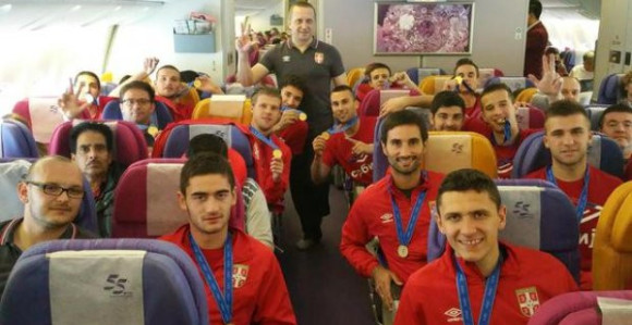 Шампиони кренули кући: Видимо се ускоро!