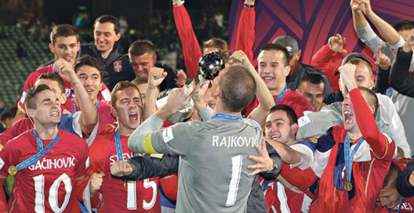 Treneri otkrivaju što trofejni klinci nisu tako uspešni i u A timu?!