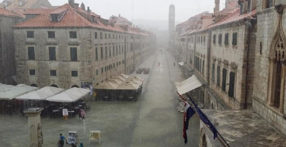 Obilna kiša: Dubrovnik ponovo poplavio