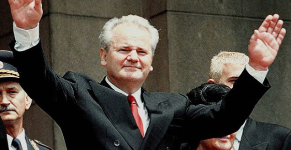 Kako je DS pogazila Ustav i deportovala Miloševića