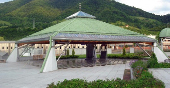 Danas komemoracija u Srebrenici