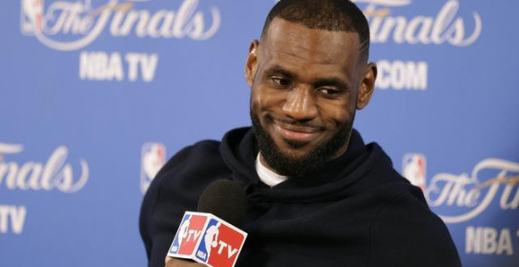NBA: Lebron ostaje u Kavalirsima!