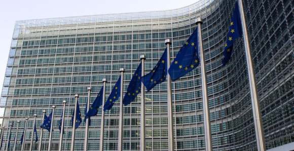 EU: Osuda napada i podrska Vučiću