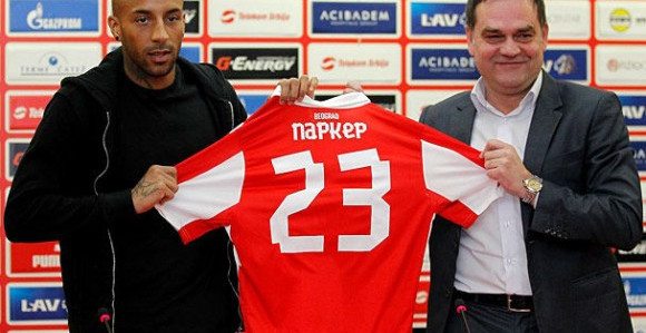 Звезда на крају продаје Паркера!