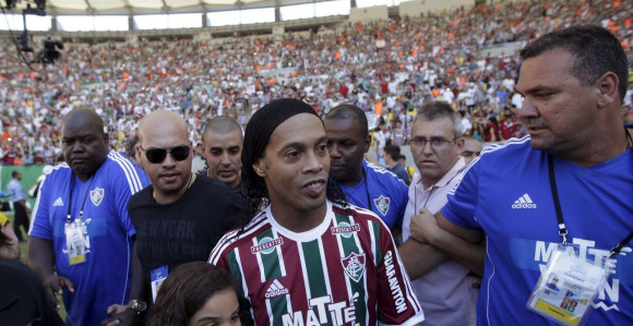 Video: Marakana se poklonila Ronaldinju!