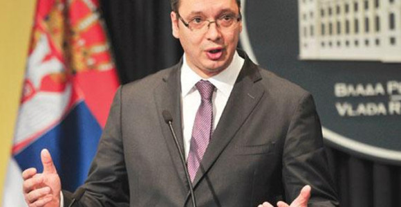 Premijer Vučić želi da “smiri” Dodika