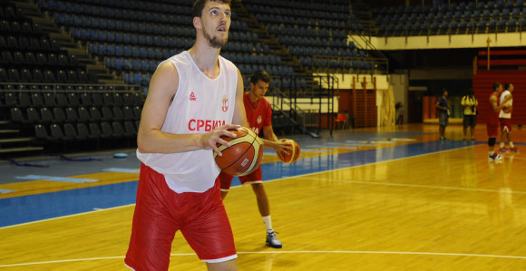 Kuzmić slobodan - dolazi u Zvezdu?!