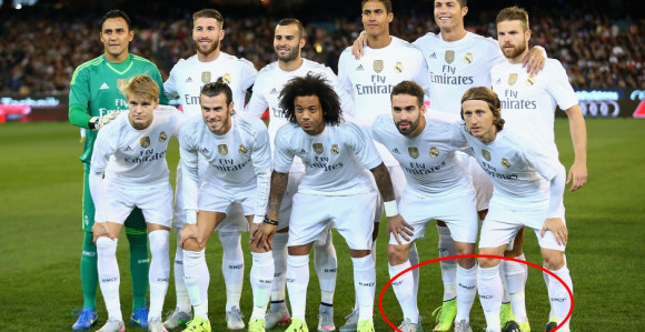 А што се Роналдо стално диже на прсте?!