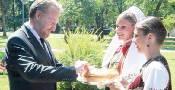 Izetbegovići bili vlasnici pola Beograda