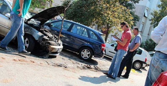Račune izravnao zapalivši rivalu auto