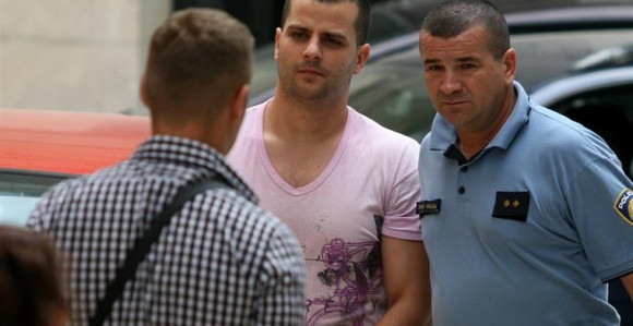 Hrvatski kik-bokser smrskao lobanju prijatelju zbog zlatnog sata!