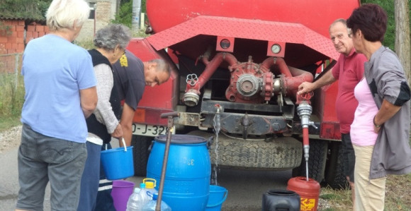 Srbac: Niža cijena i pesticidi povećali broj priključaka na vodovod