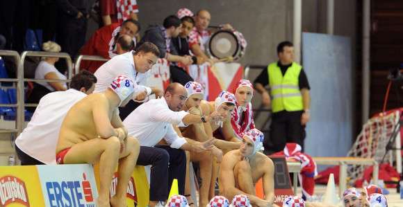 SP: Hrvati razbili Crnogorce za 1/2-finale!