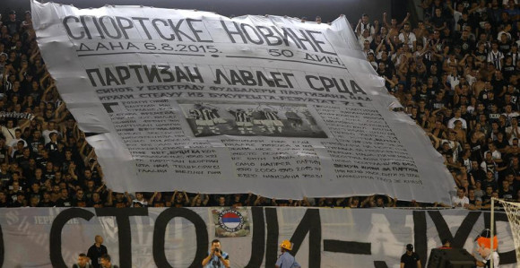 LŠ: Bravo za ambijent! Grobari kao da su bili proroci!