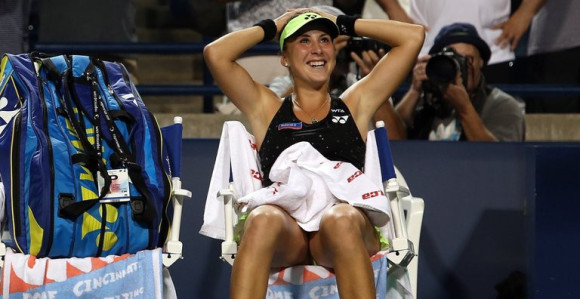 Toronto: Benčičeva šokirala Serenu i u finalu ide na Halep!
