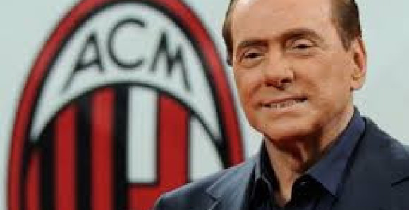 Berluskoni: Dragi Zlatane, Milan te čeka raširenih ruku!
