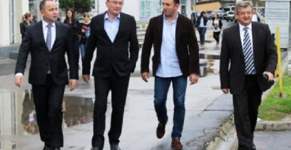 Maksimović ili Mićić za gradonačelnika?