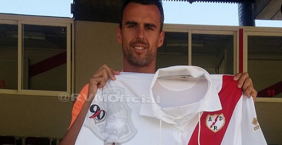 Играч Рајо Ваљекана возио 234 км/х, завршио у затвору!