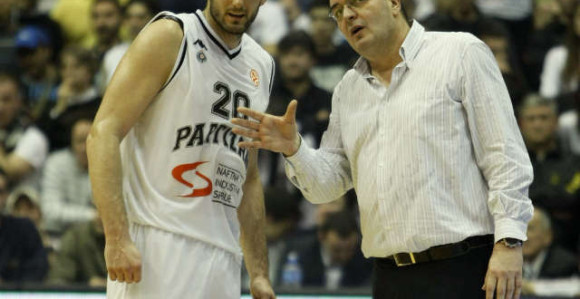 Na Partizanovoj klupi Božić Pera, istorija kaže biće trener alal vera!