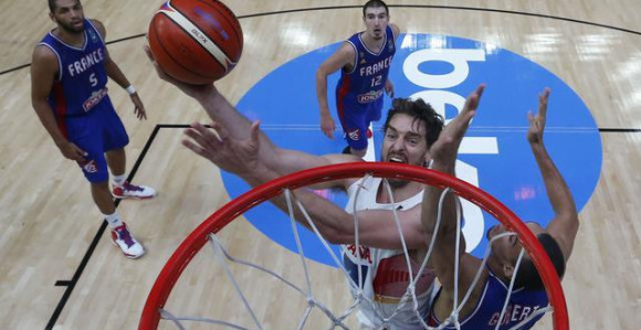 Video: Novicki, pa je prošlo 626 utakmica, pa onda Gasol!