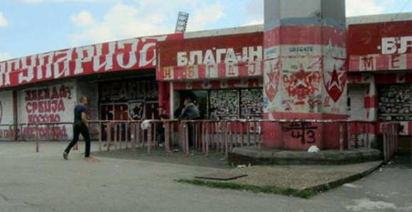 Ко има право гласа на изборима у Звезди?