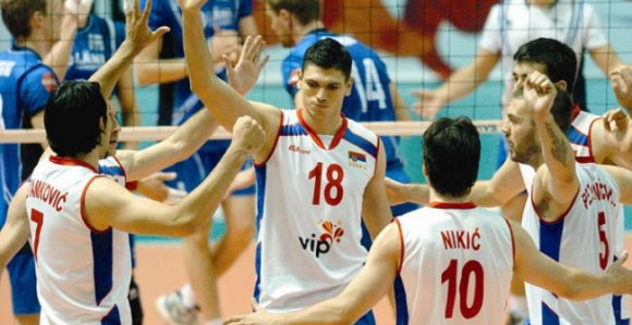 ЕП: Французи опет кобни по Србију!