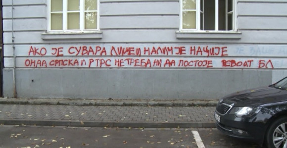 Revolt grafitom protiv Suvare i RTRS