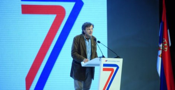 SNS: Optužbe na račun Vučića - skandalozne