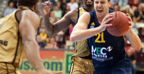Evrokup: Milosavljević MVP 2. kola!