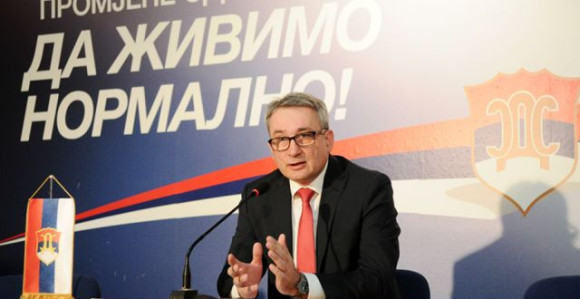 "Dodik je neotesan čovjek i sirov političar"