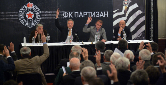 Plan bivših asova Partizana je - vanredna Skupština!