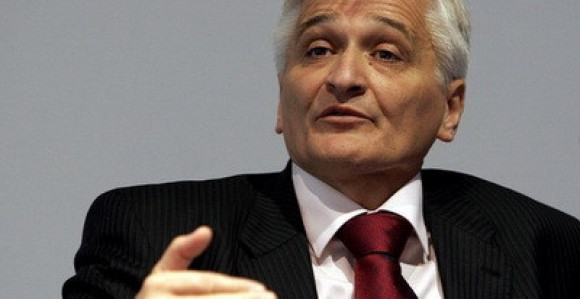 Pokušaji izazivanja raskola samo jačaju SNSD